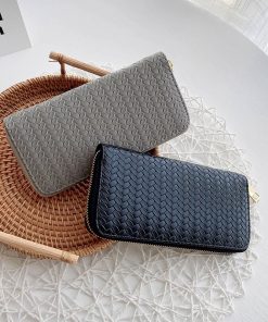 M63517   cardholder