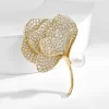 Classic Crystal Brooch QTXZ-9110101