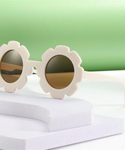 7 Colours Fashion SunGlasses 520 TYJ-915205